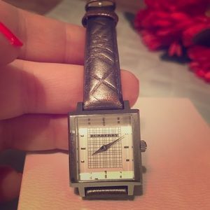 Burberry metallic leather banded watch